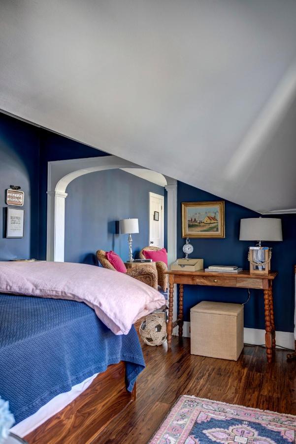34 State "Historic Luxury Suites" สกานีทาเลส ภายนอก รูปภาพ