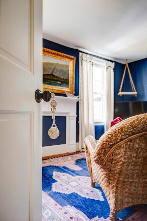34 State "Historic Luxury Suites" สกานีทาเลส ภายนอก รูปภาพ