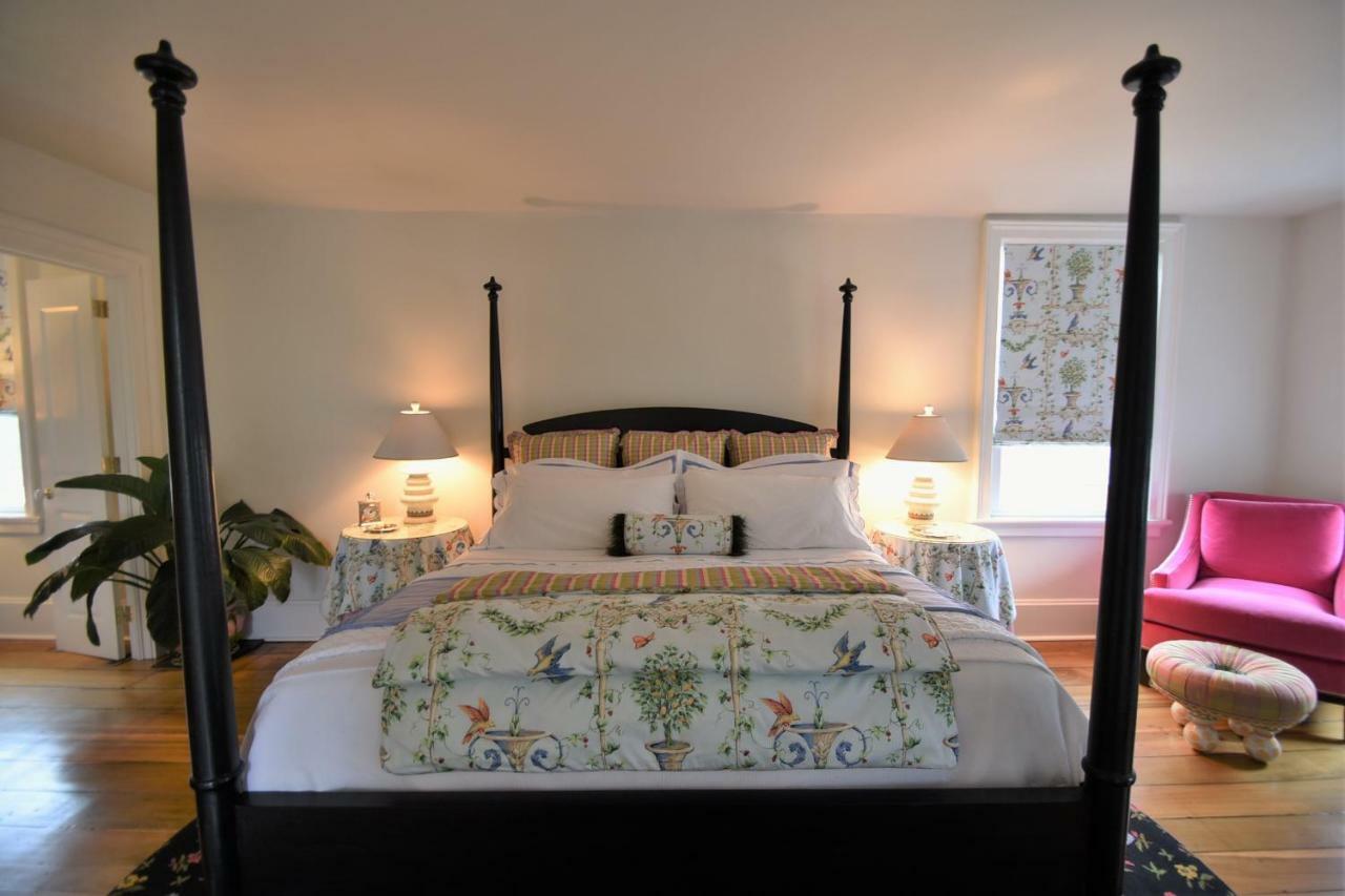 34 State "Historic Luxury Suites" สกานีทาเลส ภายนอก รูปภาพ