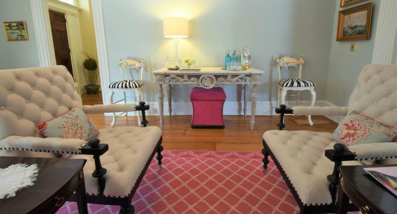 34 State "Historic Luxury Suites" สกานีทาเลส ภายนอก รูปภาพ