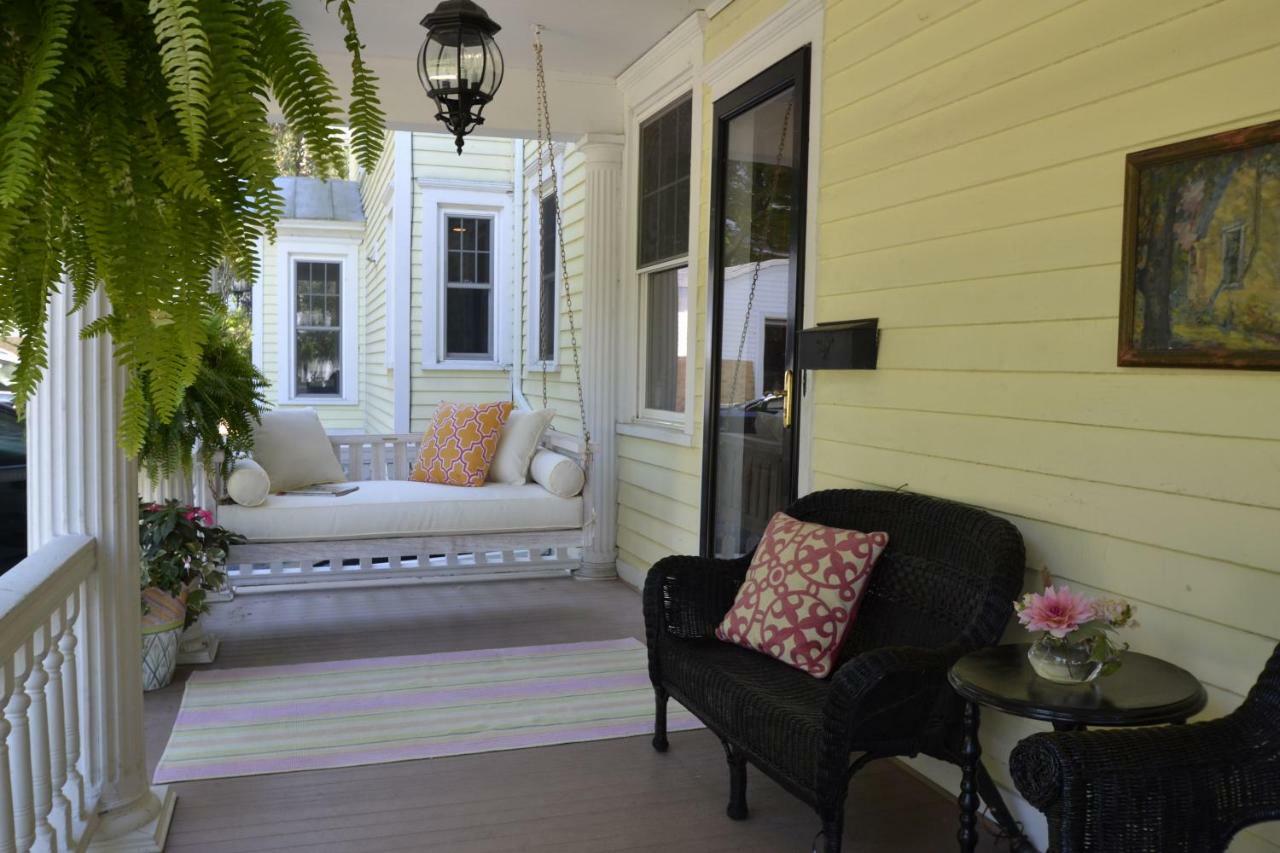 34 State "Historic Luxury Suites" สกานีทาเลส ภายนอก รูปภาพ