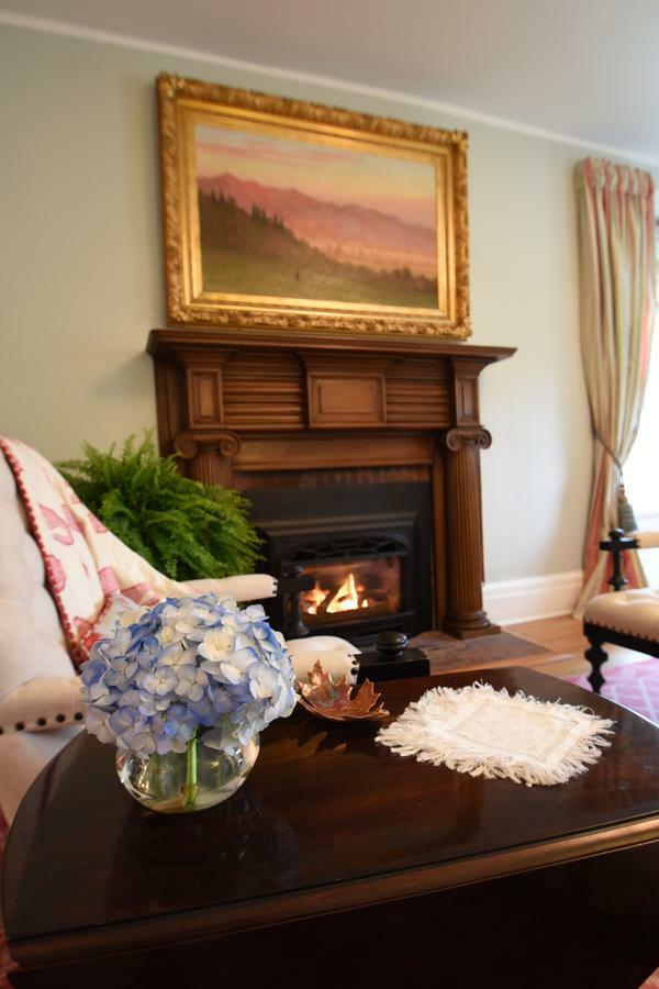 34 State "Historic Luxury Suites" สกานีทาเลส ภายนอก รูปภาพ