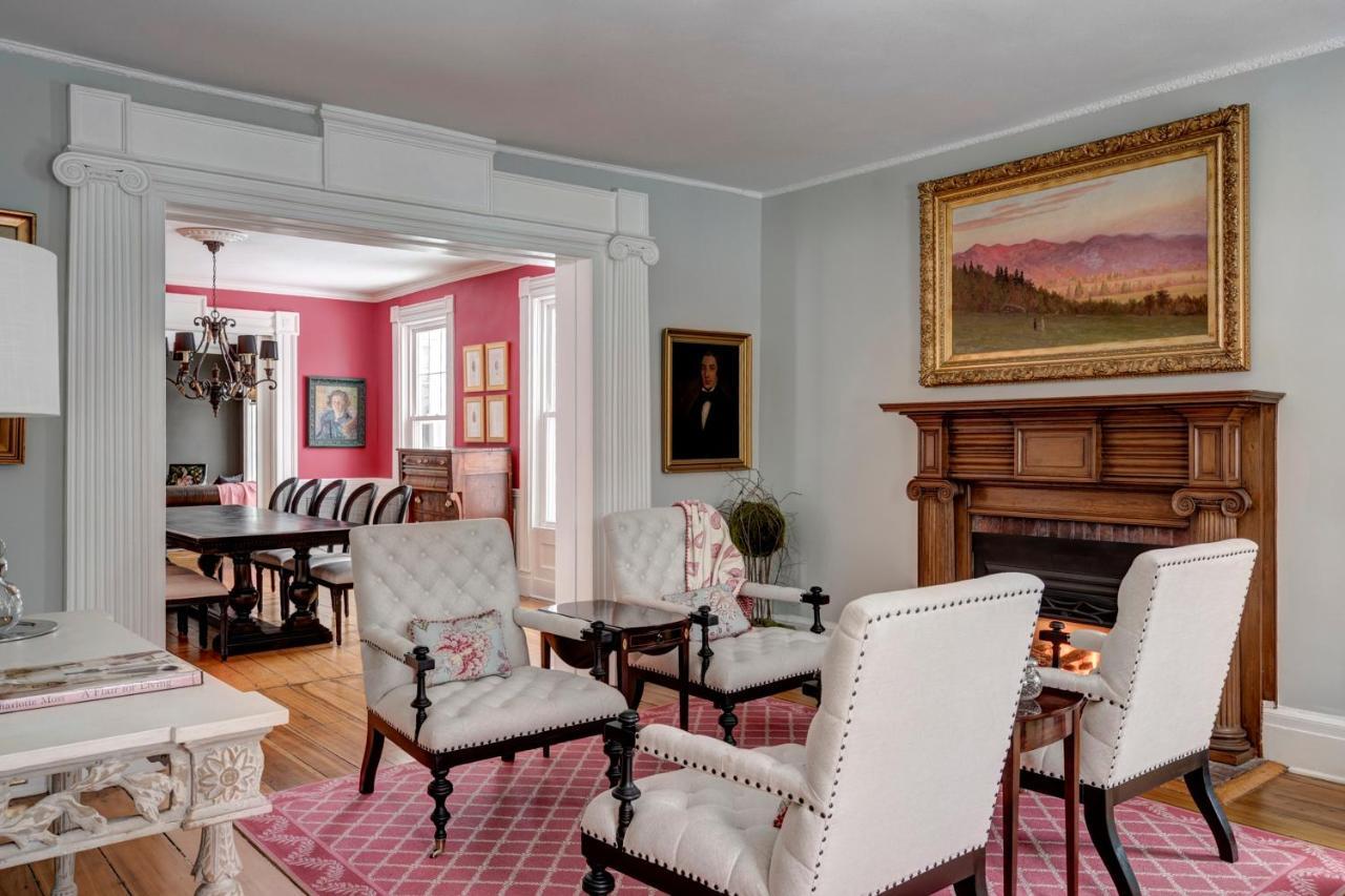 34 State "Historic Luxury Suites" สกานีทาเลส ภายนอก รูปภาพ