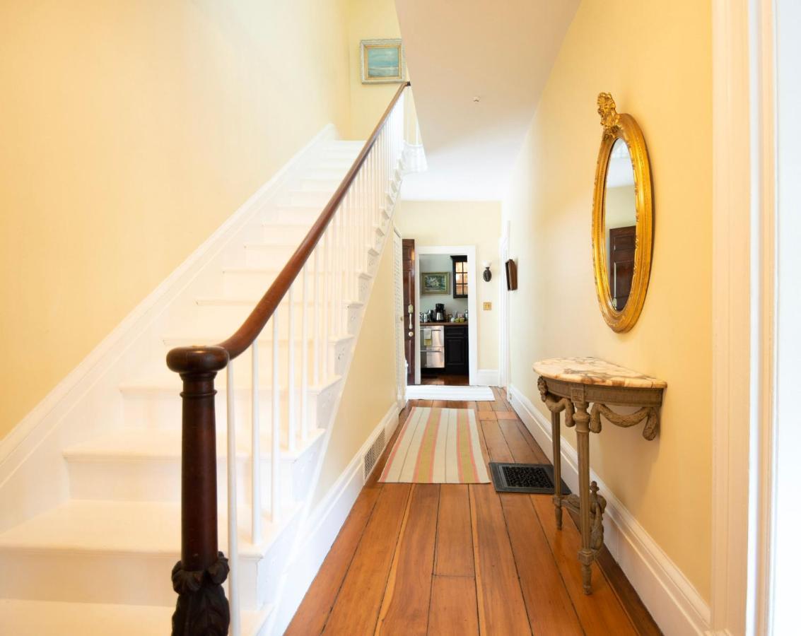 34 State "Historic Luxury Suites" สกานีทาเลส ภายนอก รูปภาพ